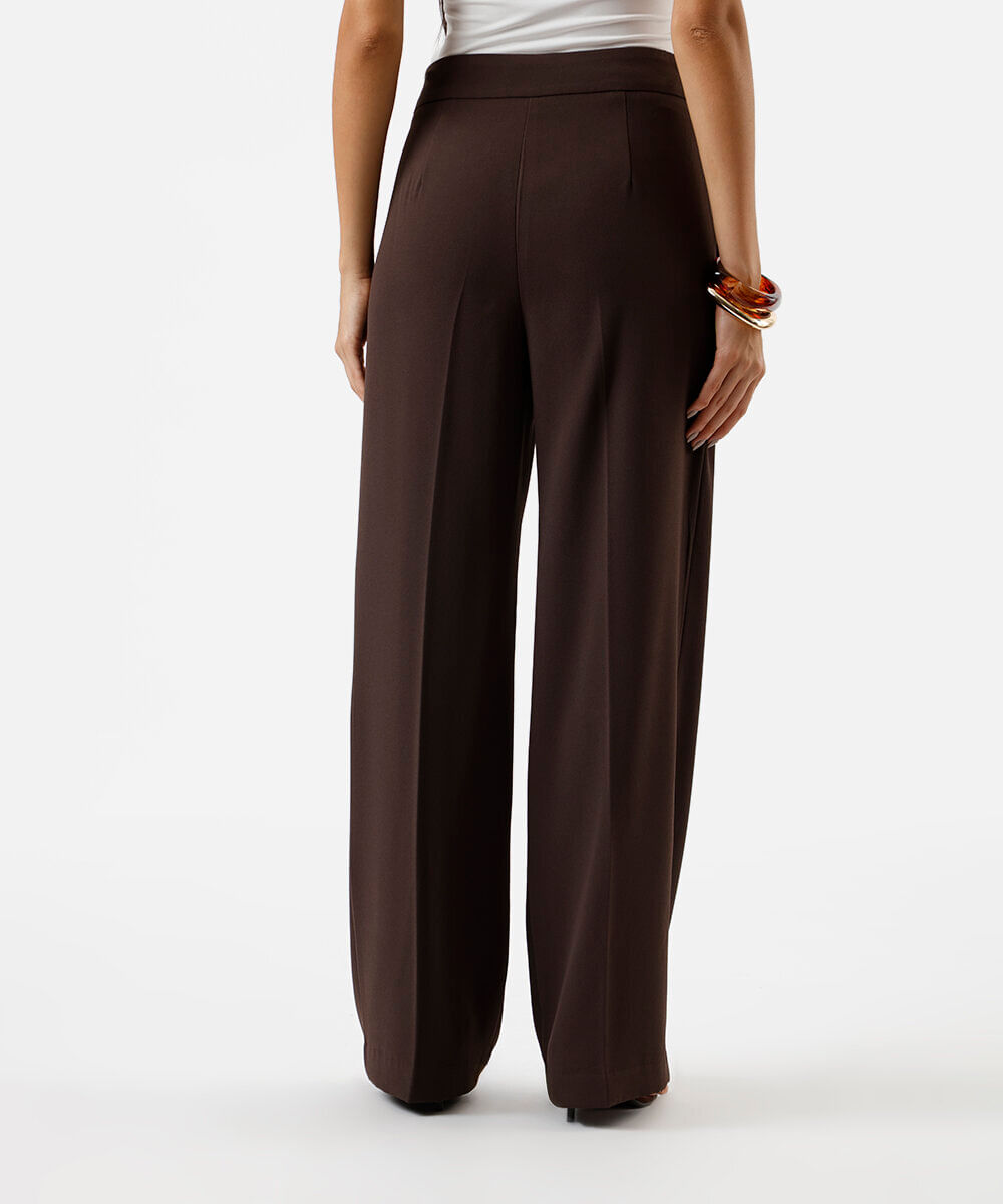 calça wide leg feminina de alfaiataria marrom