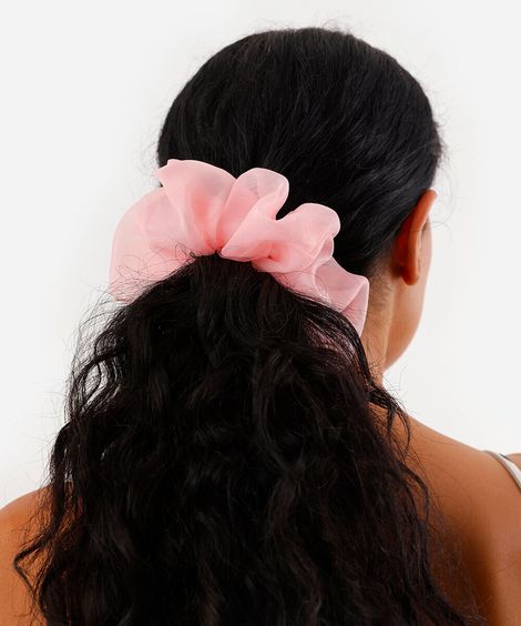 scrunchie de organza drapeada rosa