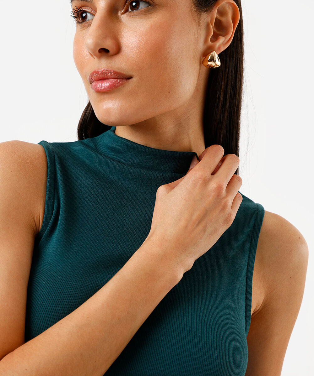Blusa feminina gola alta canelada verde