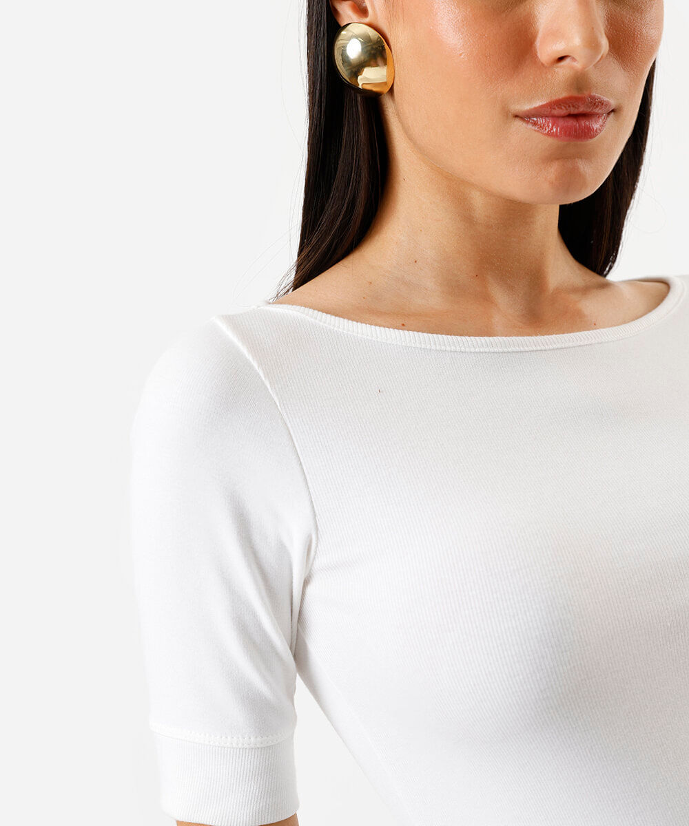 Blusa feminina canelada manga alongada off white