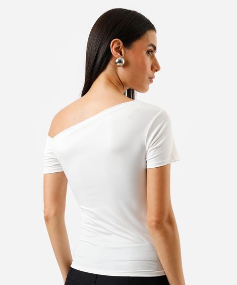 blusa feminina manga curta assimétrica em malha off white