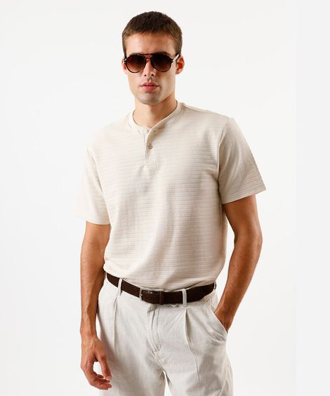 camiseta masculina henley listrada bege
