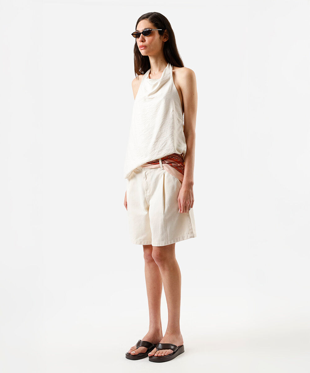 bermuda feminina de sarja com lenço off white