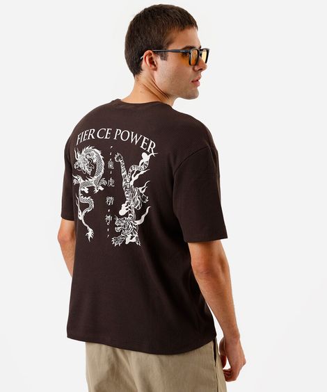 camiseta masculina com algodão estampada marrom