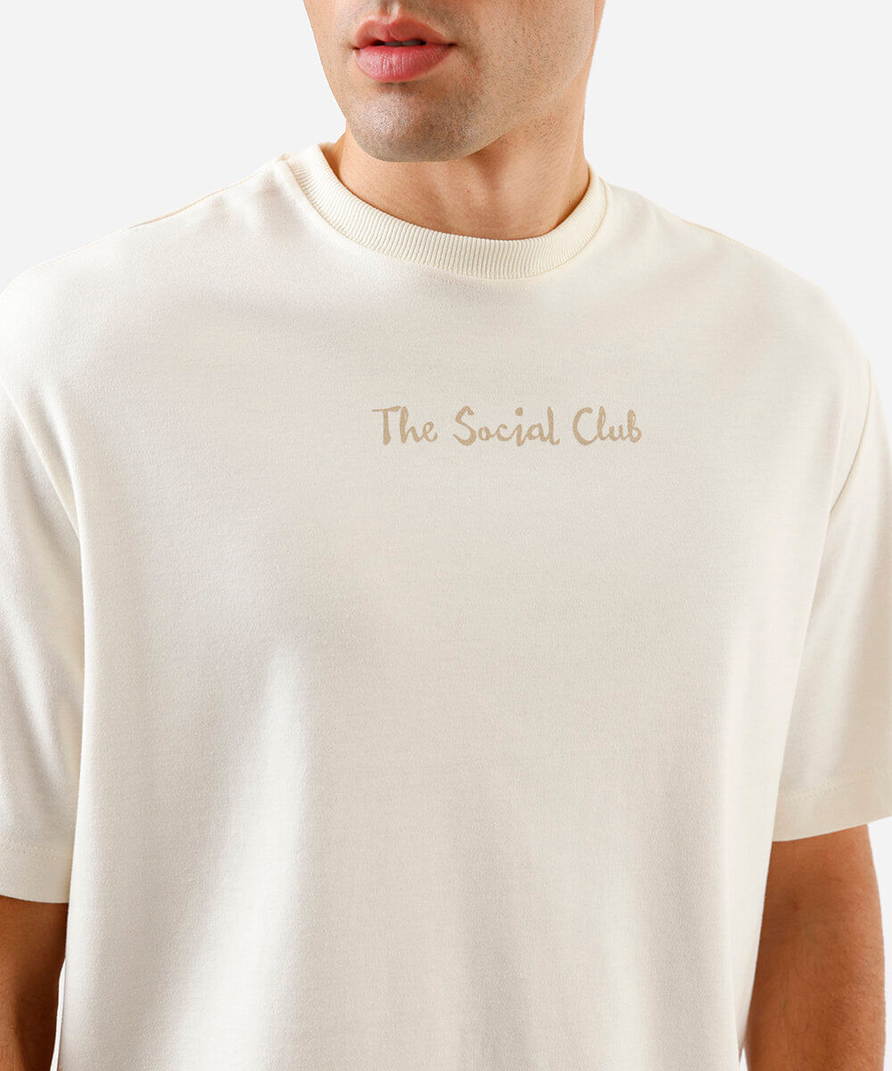 camiseta box fit masculina com algodão estampada off white
