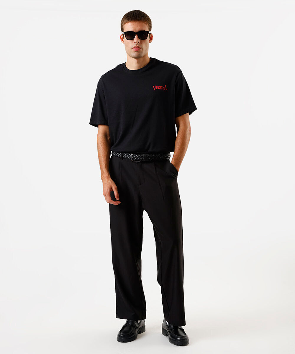 camiseta box fit masculina com algodão estampada preta