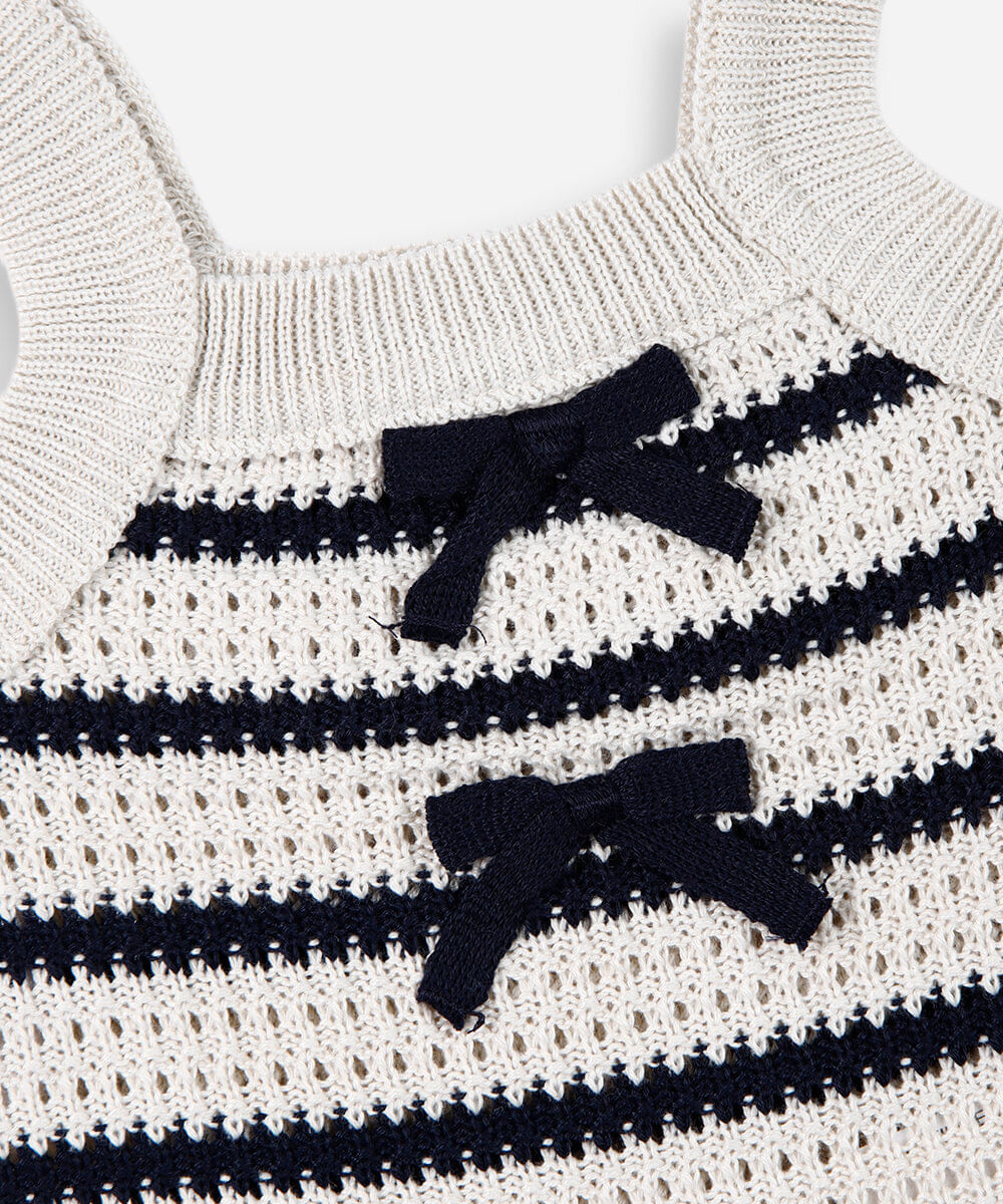 blusa infantil de tricô com laços listrada bege