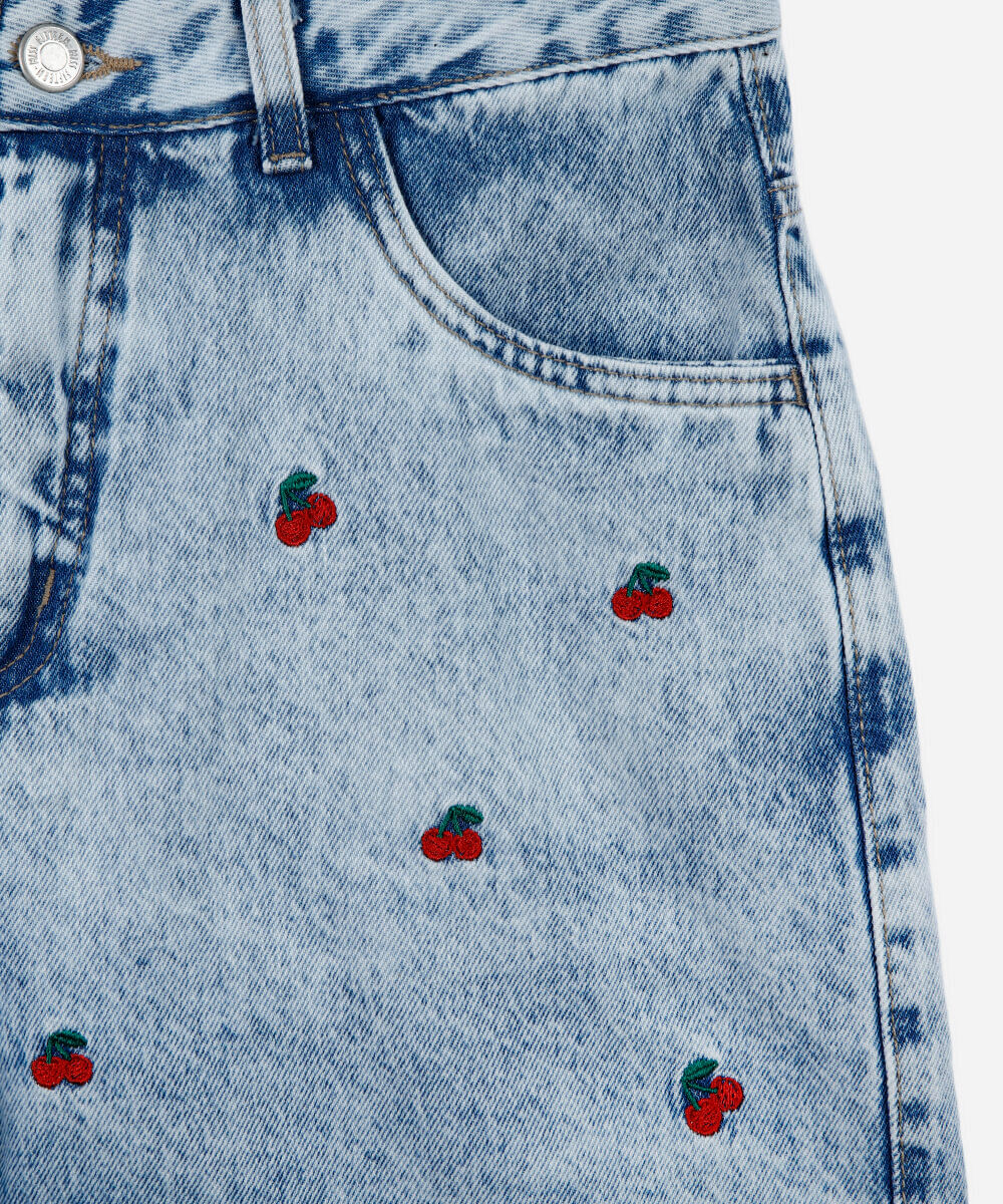 short infantil mom jeans bordado cereja azul