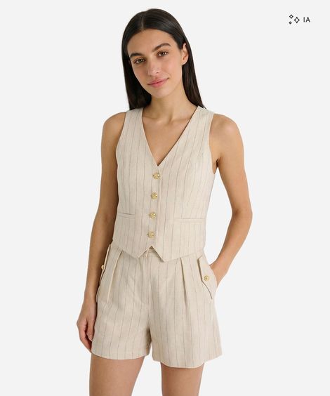 short feminino alfaiataria linho botões risca de giz bege