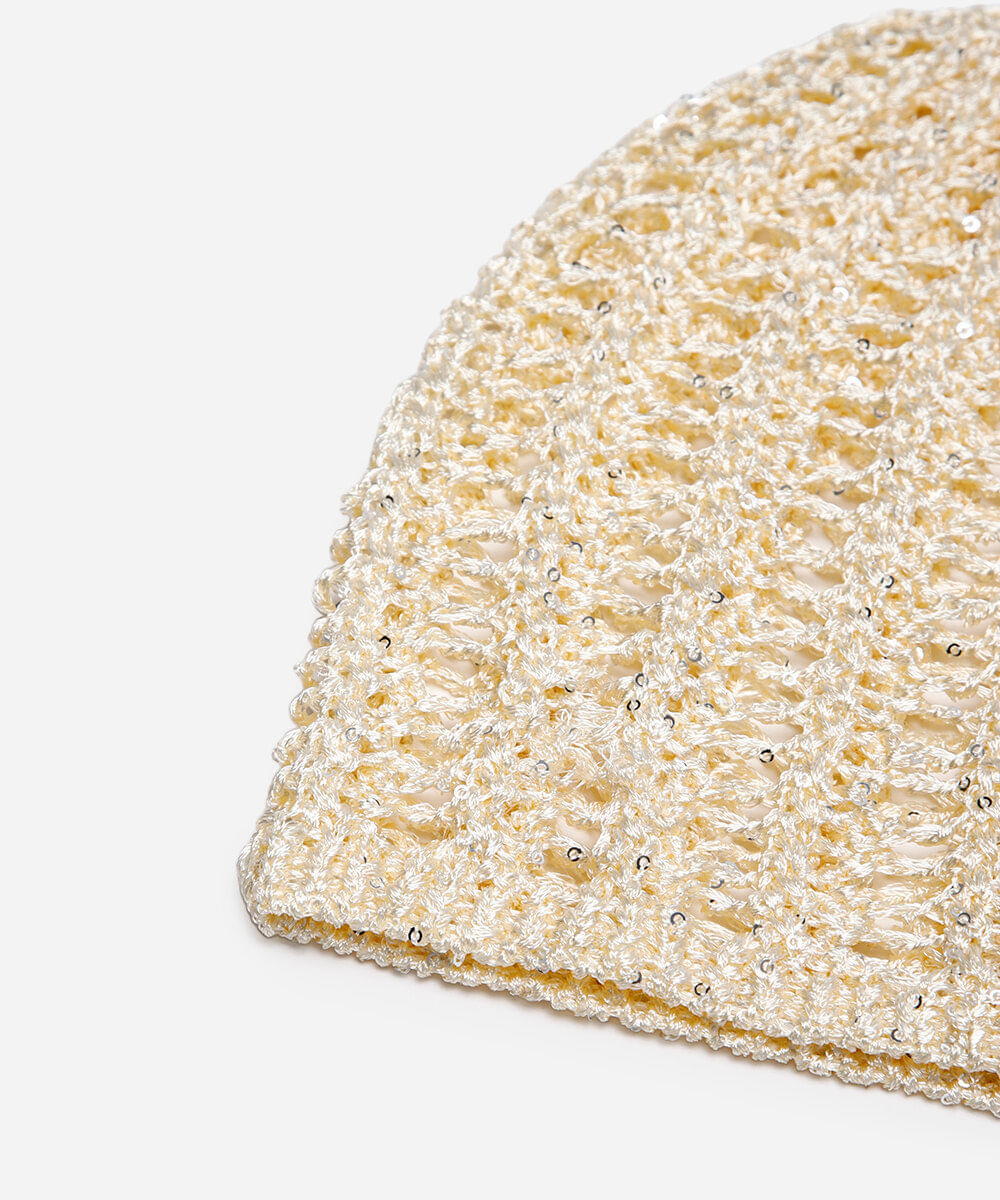 touca de crochê com paetê  off white