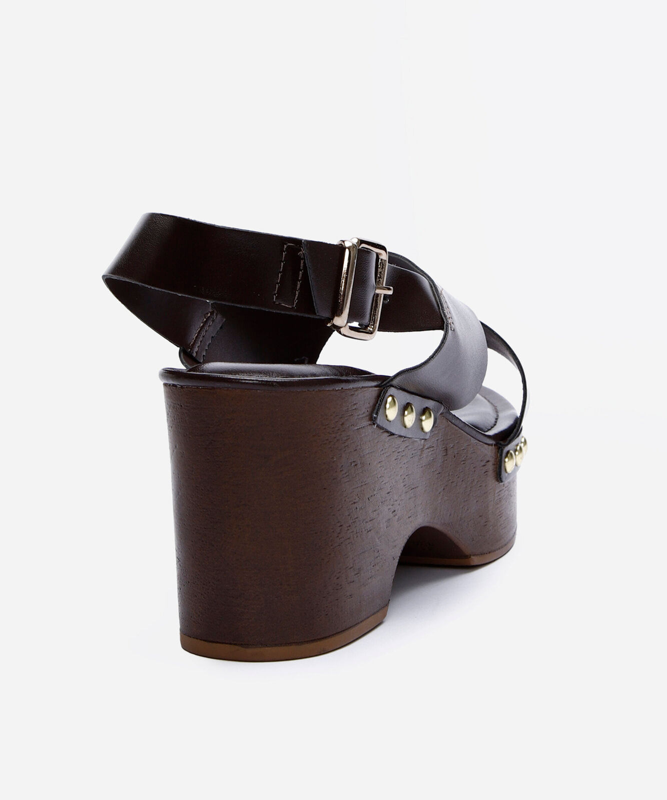 sandália plataforma com tachas oneself marrom