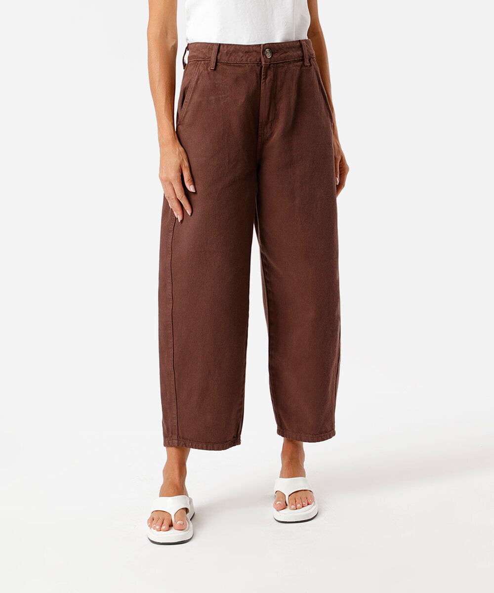 calça feminina baggy sarja cintura alta marrom