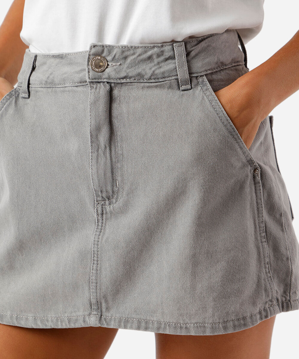 short saia feminino jeans bolso faca cinza
