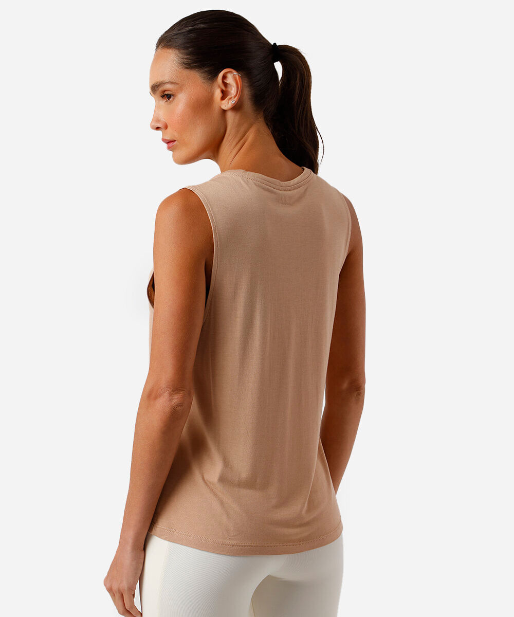 regata esportiva de viscose bege