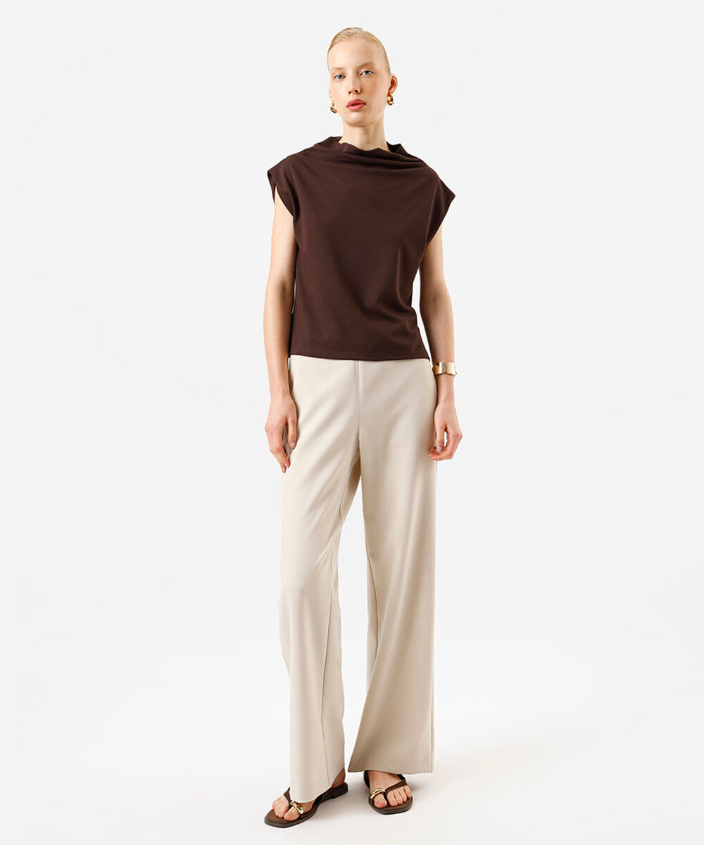 blusa feminina de viscose decote degagê marrom