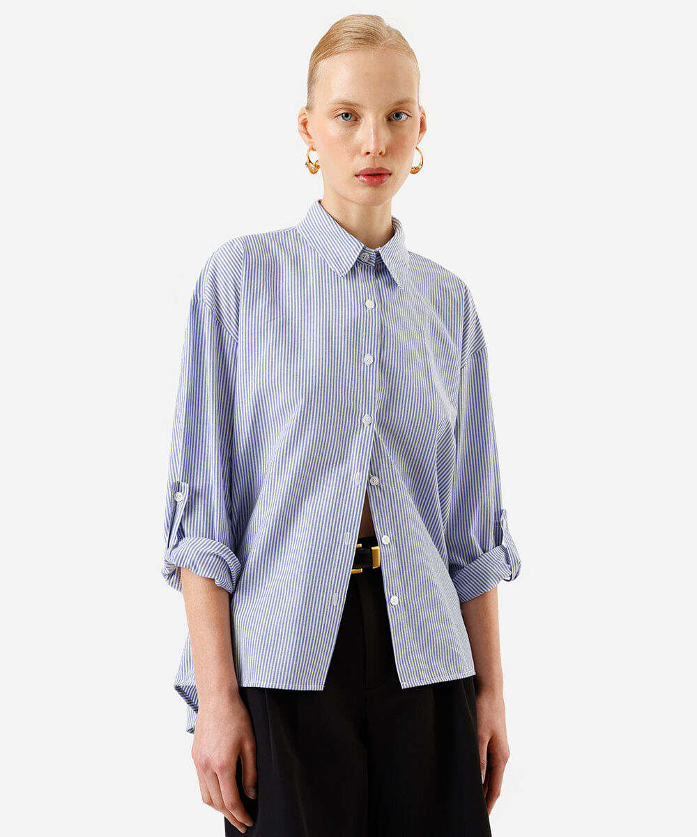 camisa feminina com martingale listrada off white