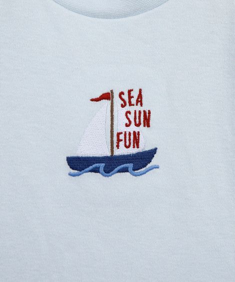 body baby de algodão bordado barquinho azul