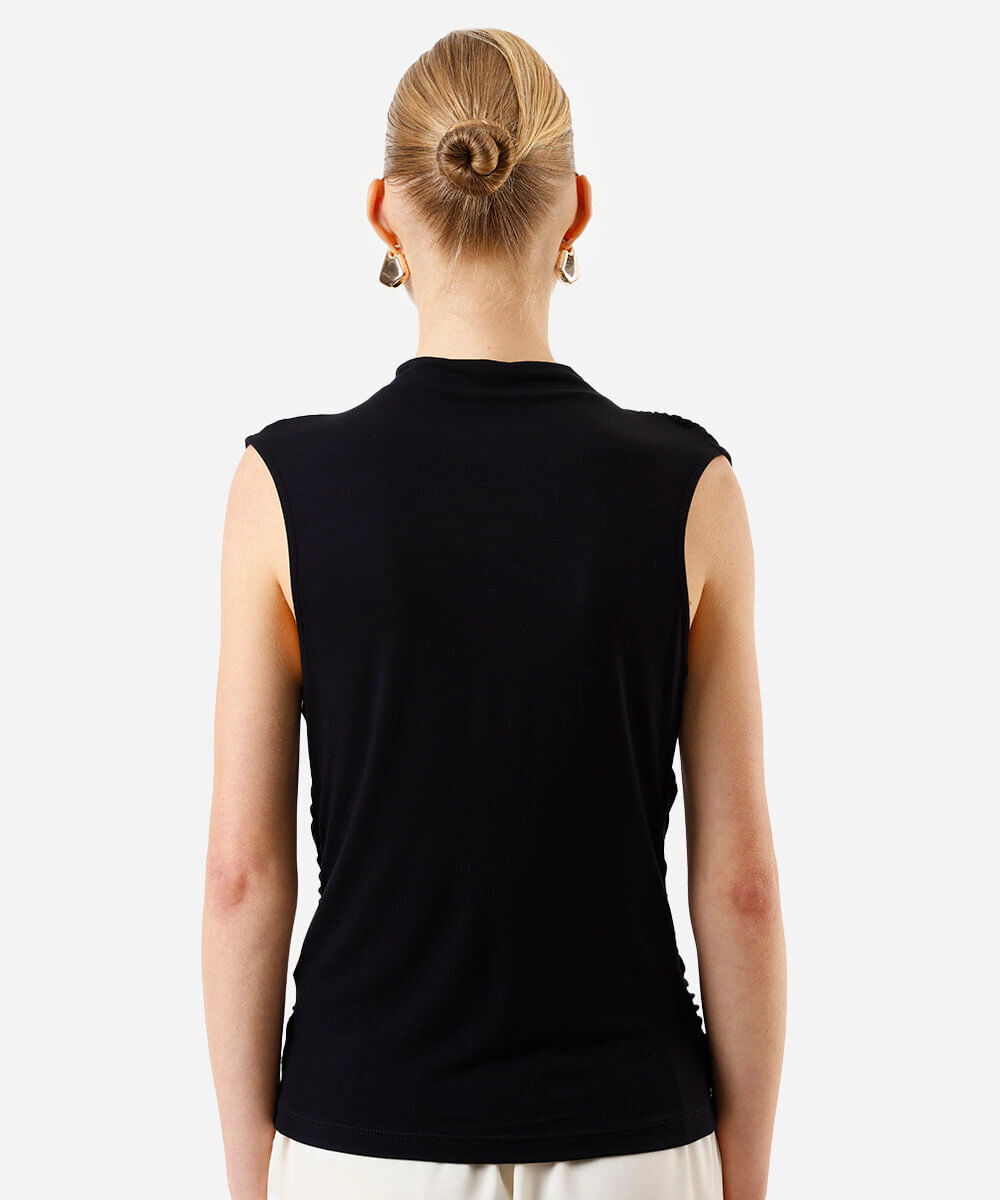 regata feminina de viscose com franzidos preta