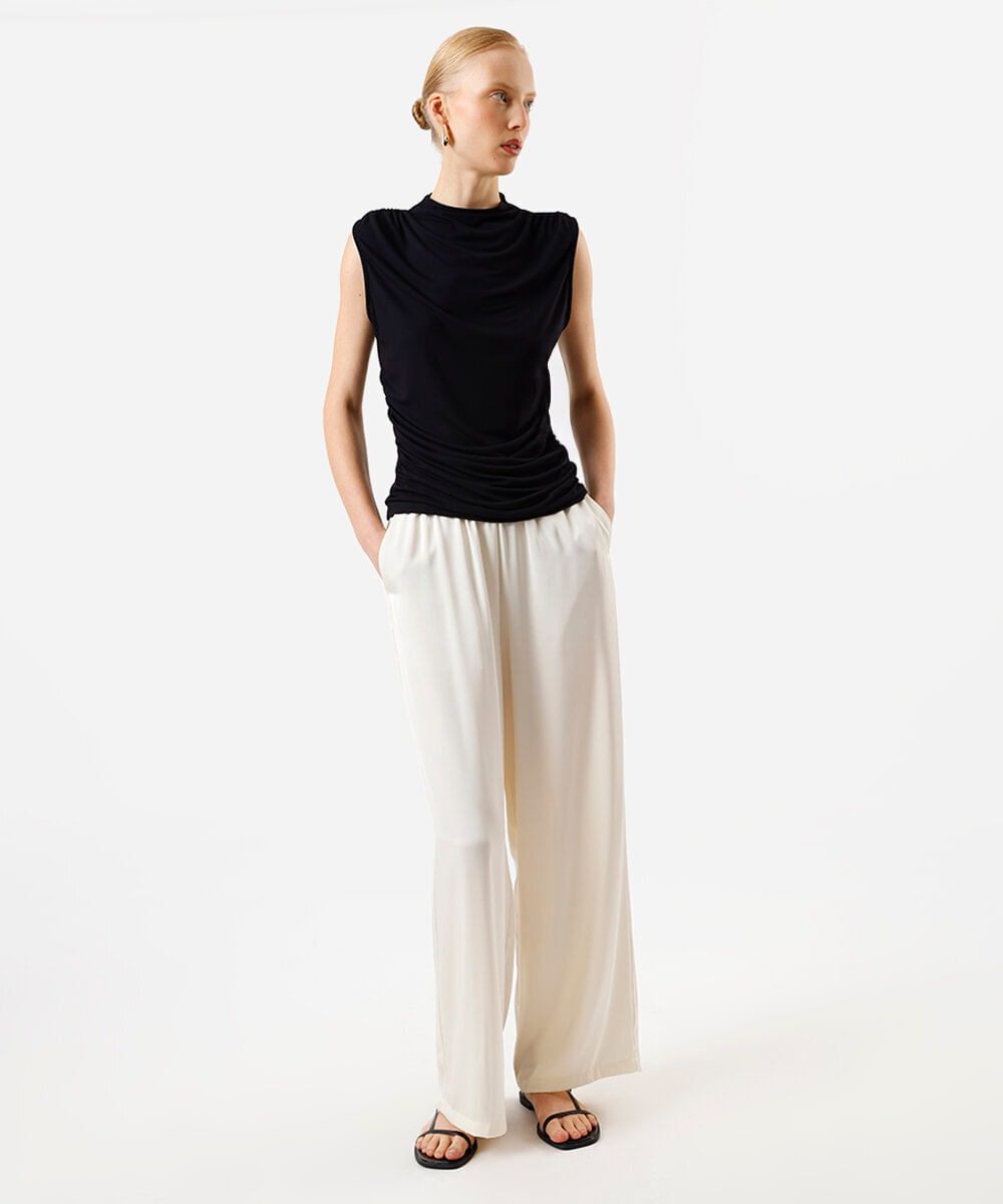 regata feminina de viscose com franzidos preta