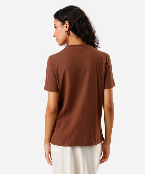 camiseta feminina com paetê marrom