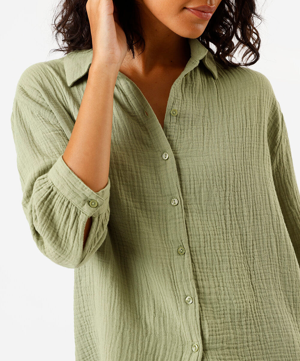 camisa feminina de algodão texturizada verde