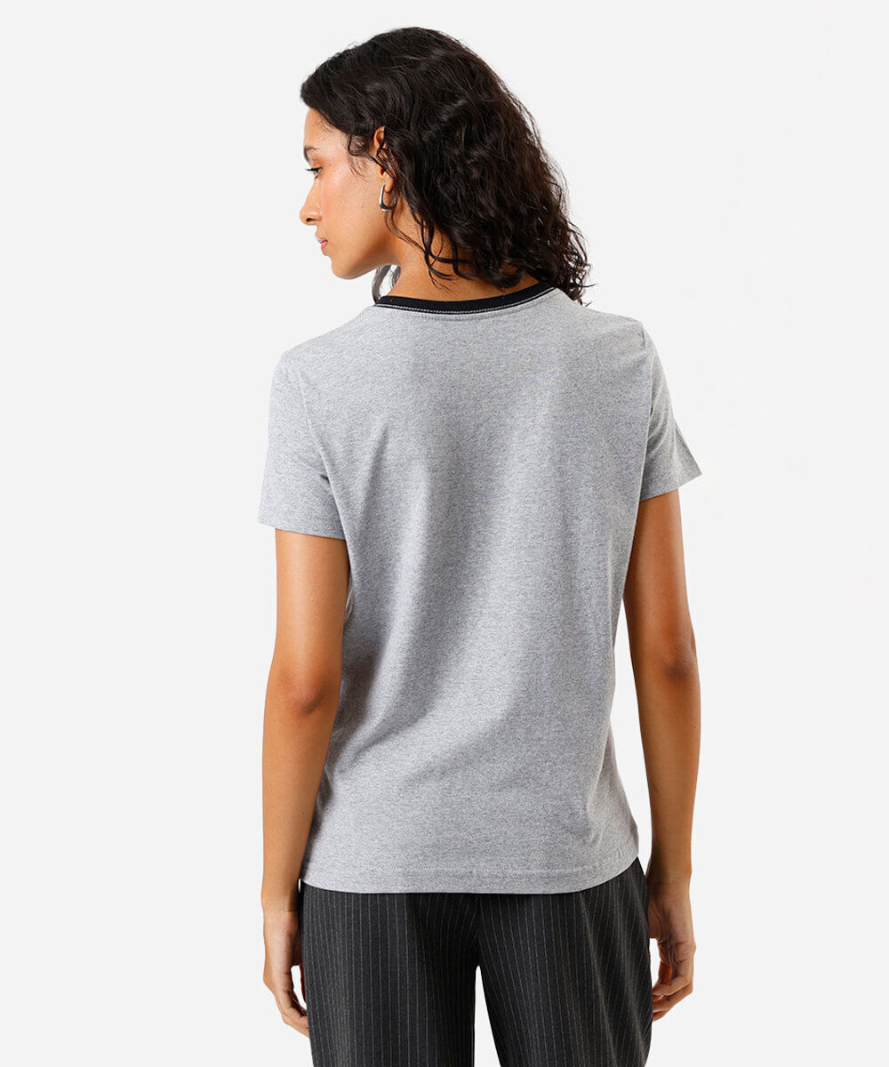 camiseta feminina de algodão stranger things cinza