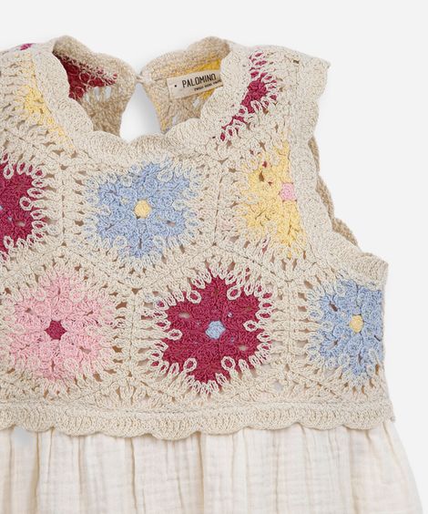 vestido curto infantil texturizado crochê bege