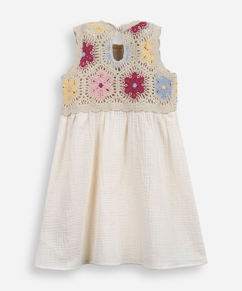 vestido curto infantil texturizado crochê bege