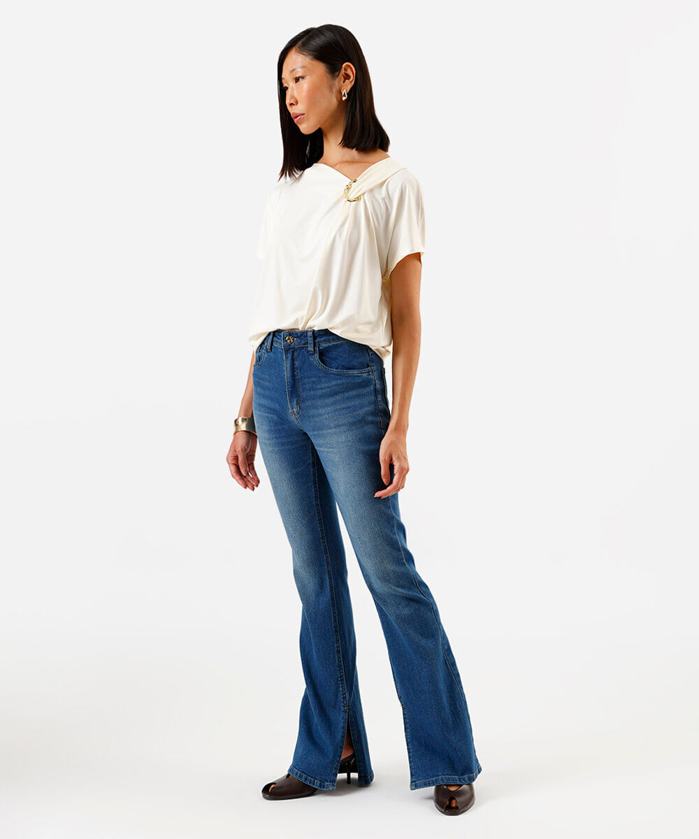 blusa feminina com detalhe em metal off white