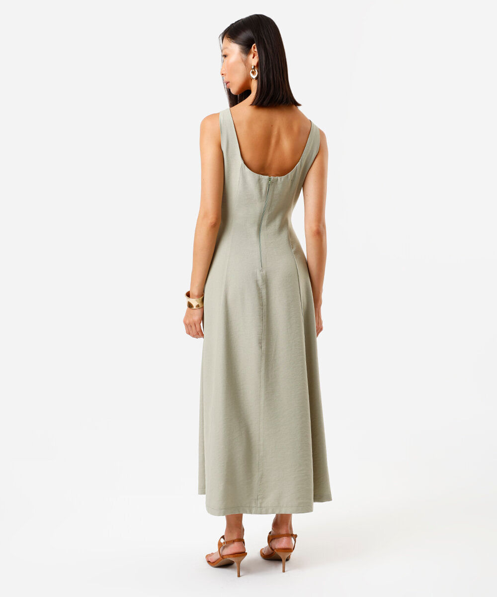 vestido midi feminino de viscose evasê com recortes verde