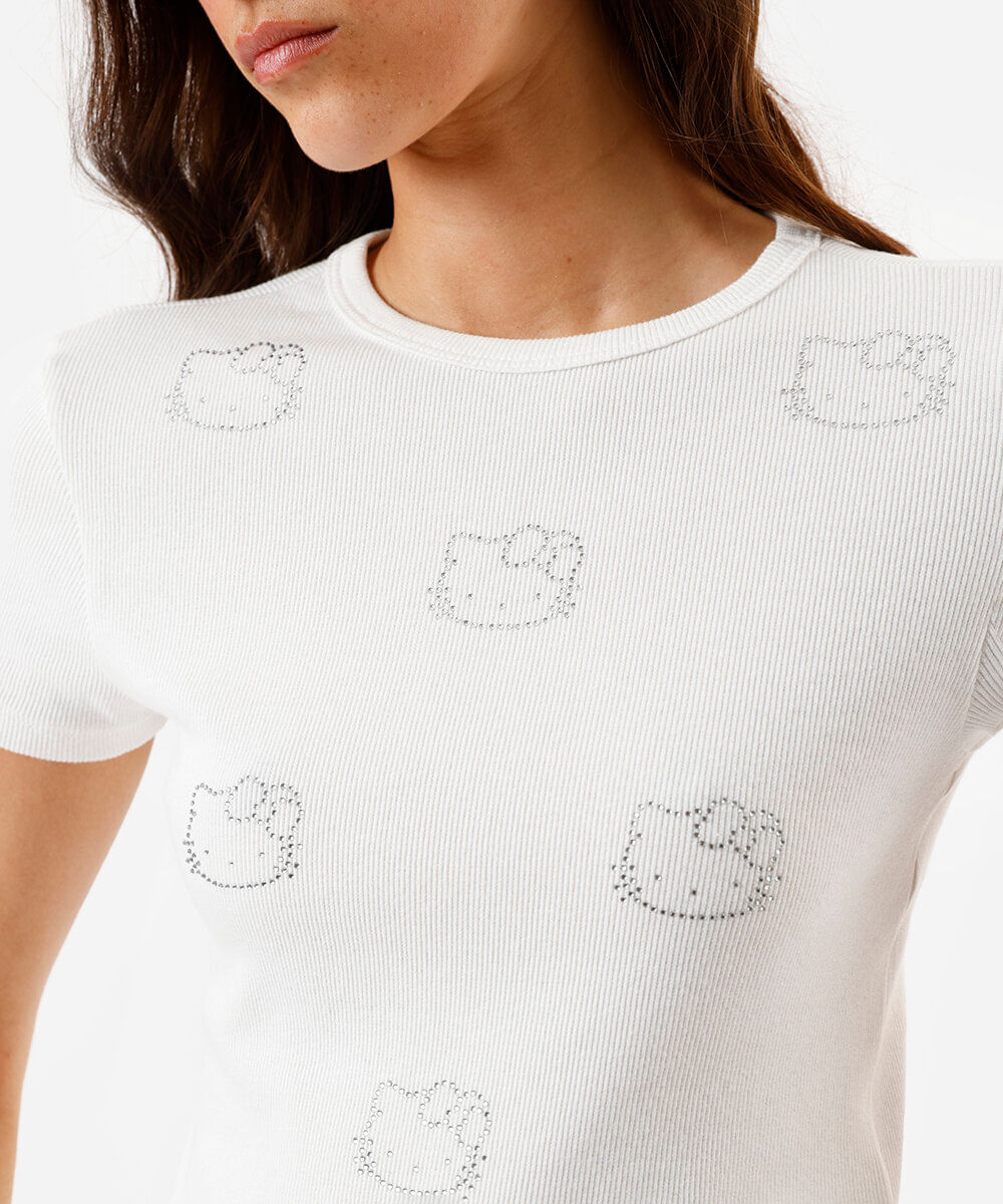 blusa baby look feminina manga curta hello kitty off white