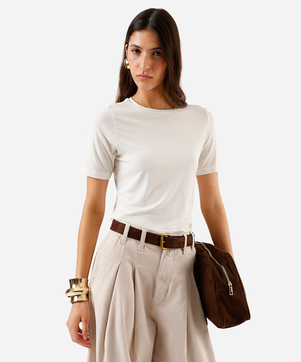 camiseta feminina básica baby look em liocel off white