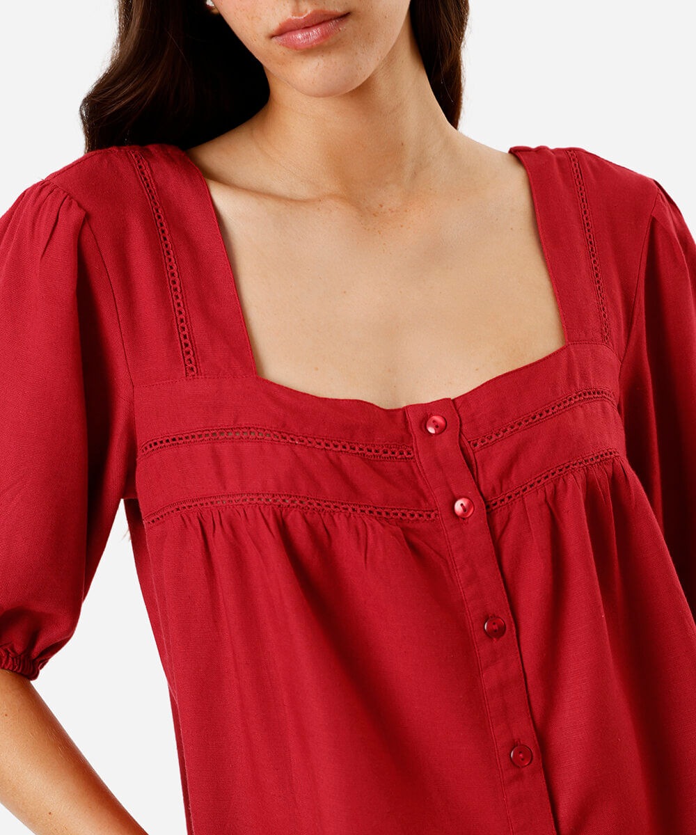 blusa com linho decote quadrado manga bufante vermelha