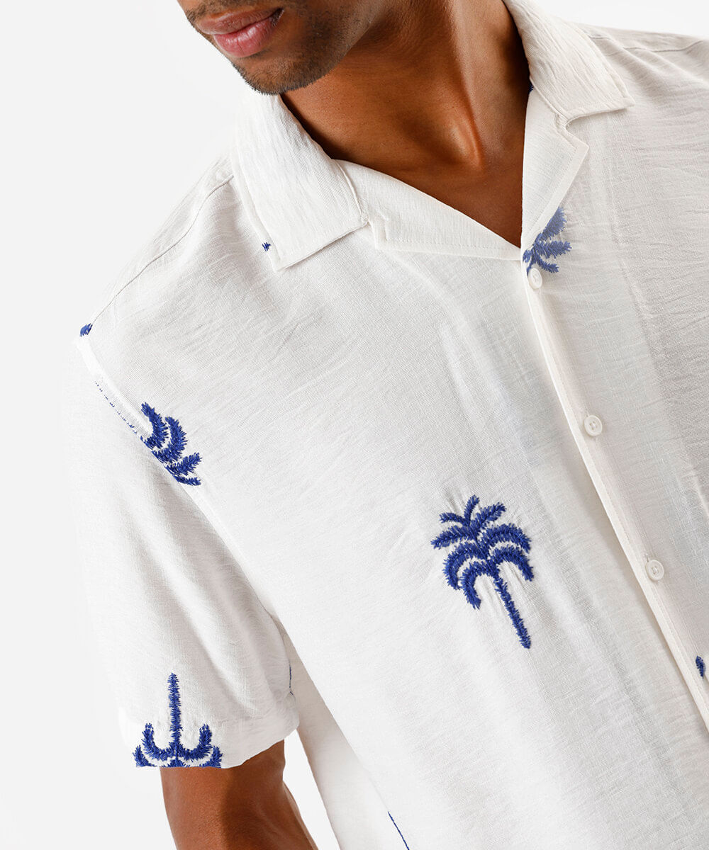 camisa masculina de viscose manga curta bordada off white