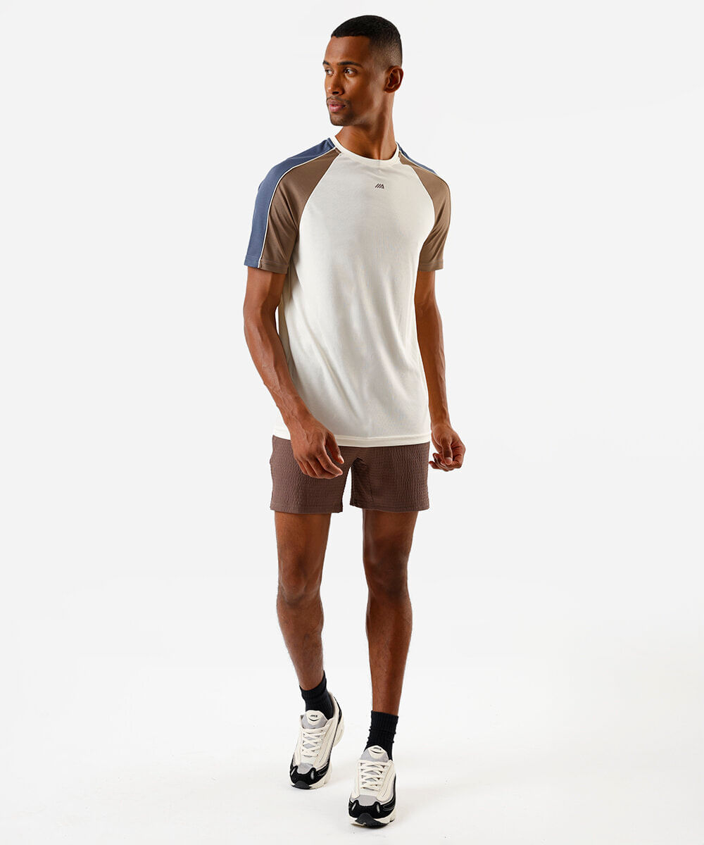 camiseta masculina raglan vintage off white