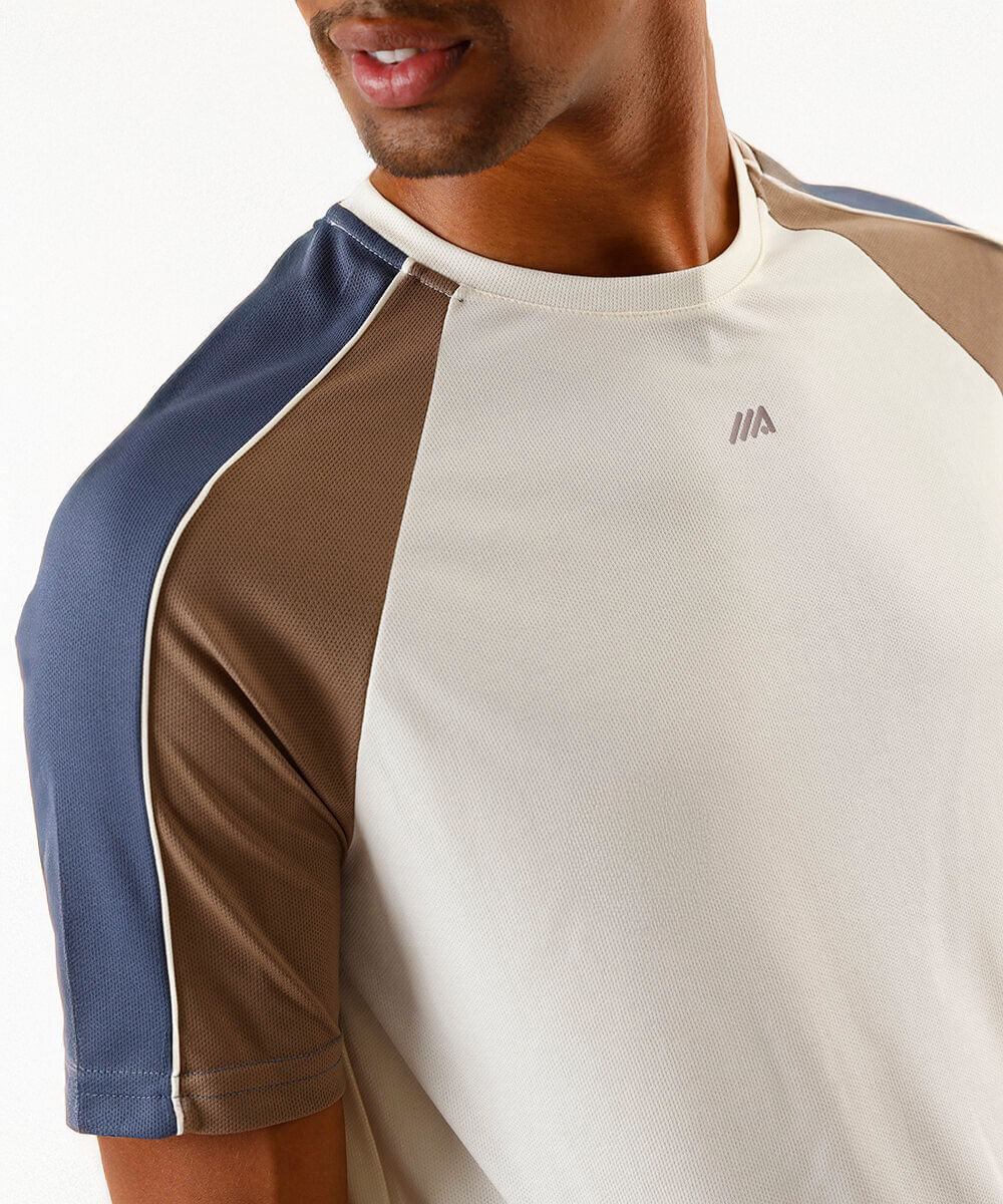 camiseta masculina raglan vintage off white