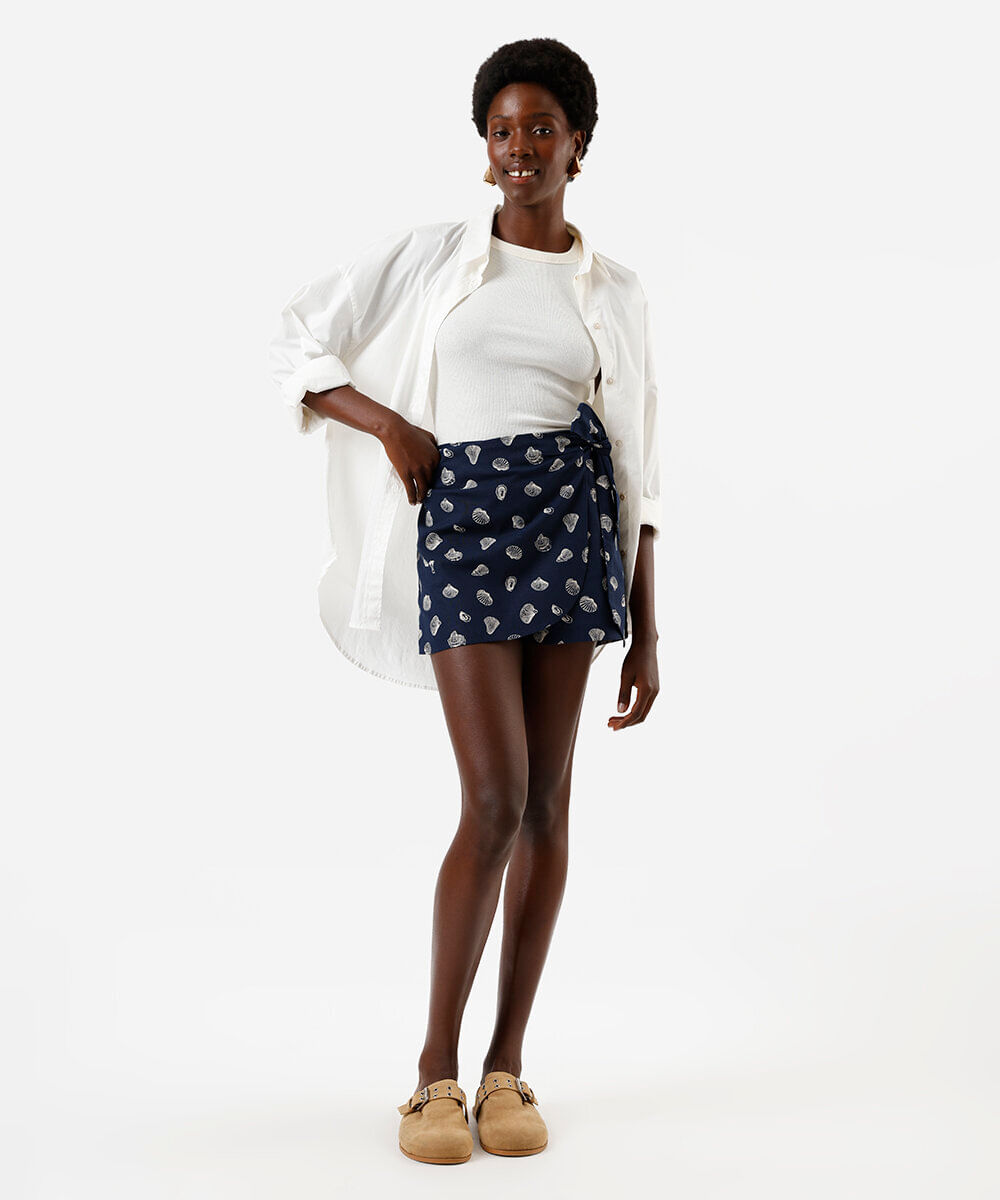 short saia pareô feminino com linho estampado azul
