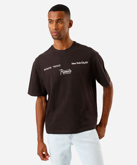 camiseta masculina box fit peanuts records marrom