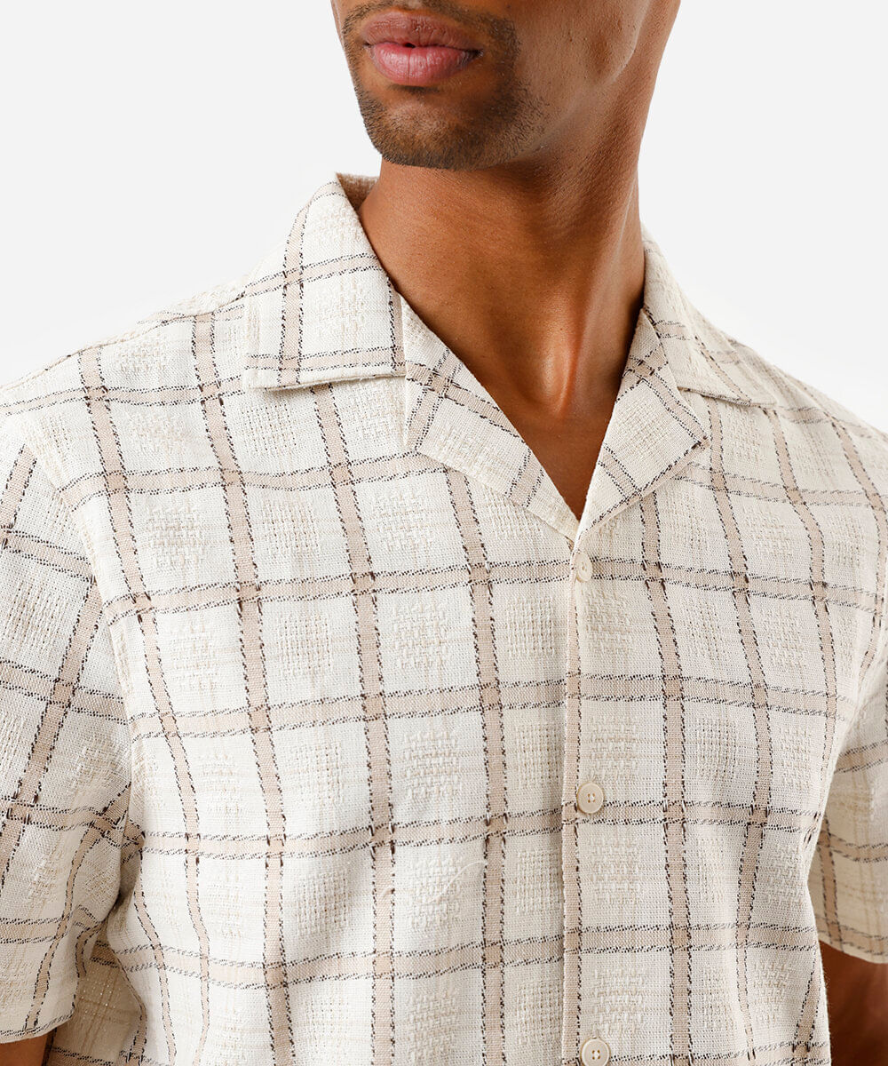 camisa masculina manga curta xadrez texturizada bege