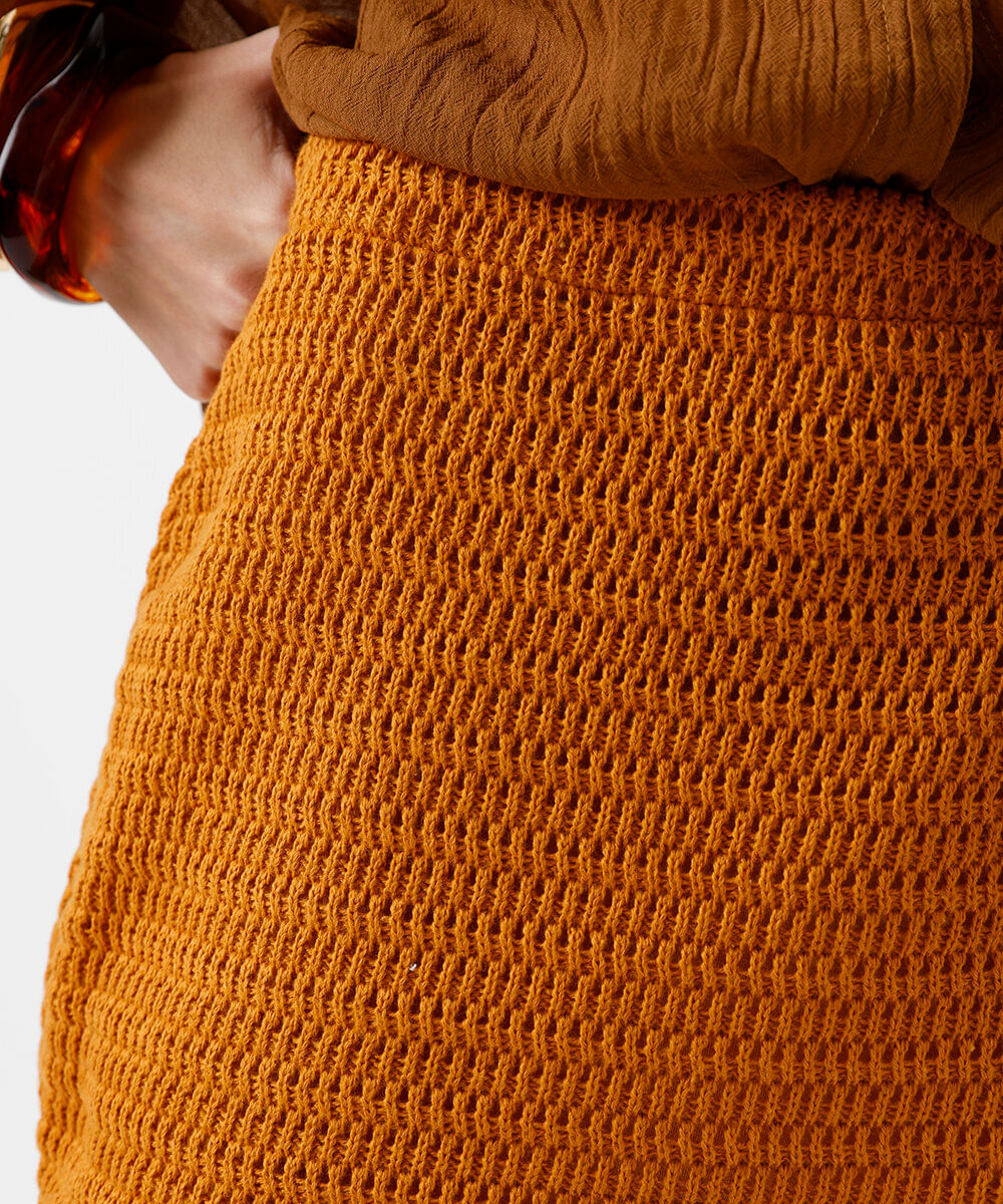 minissaia feminina de tricot amarela