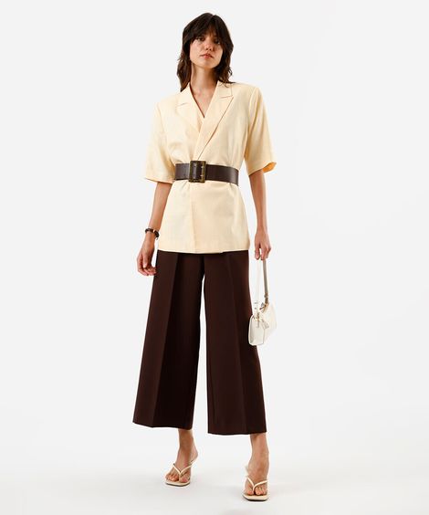 calça feminina alfaiataria wide cropped marrom