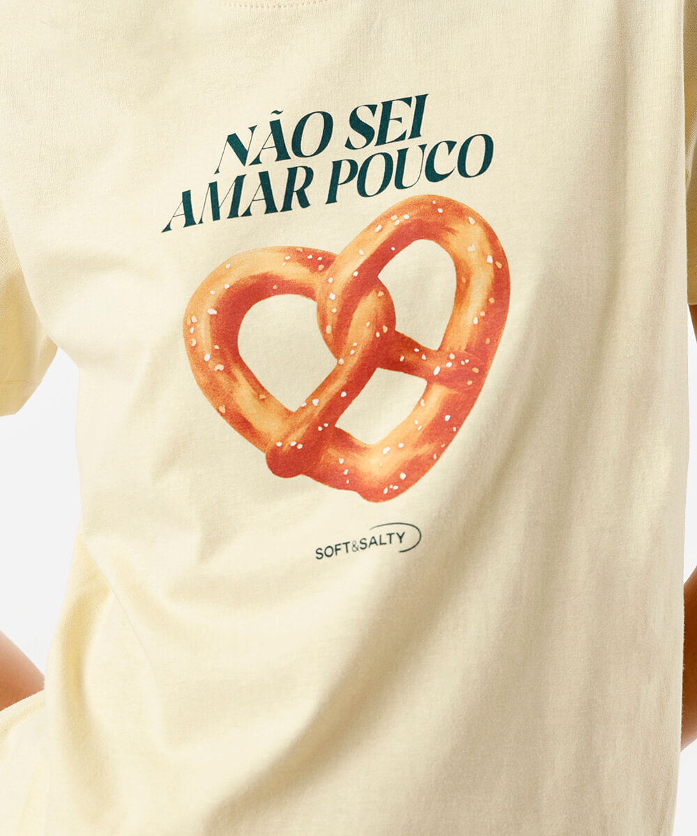 camiseta feminina não sei amar pouco amarela