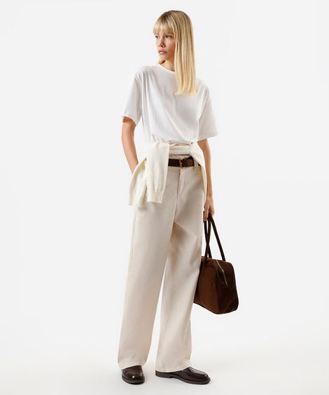 calça feminina em alfaiataria com linho e passante largo bege