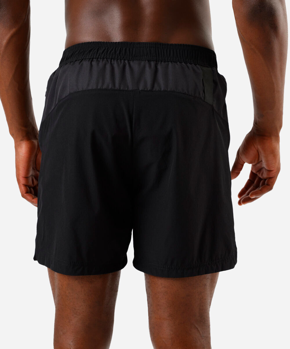 short esportivo masculino com zíper preto