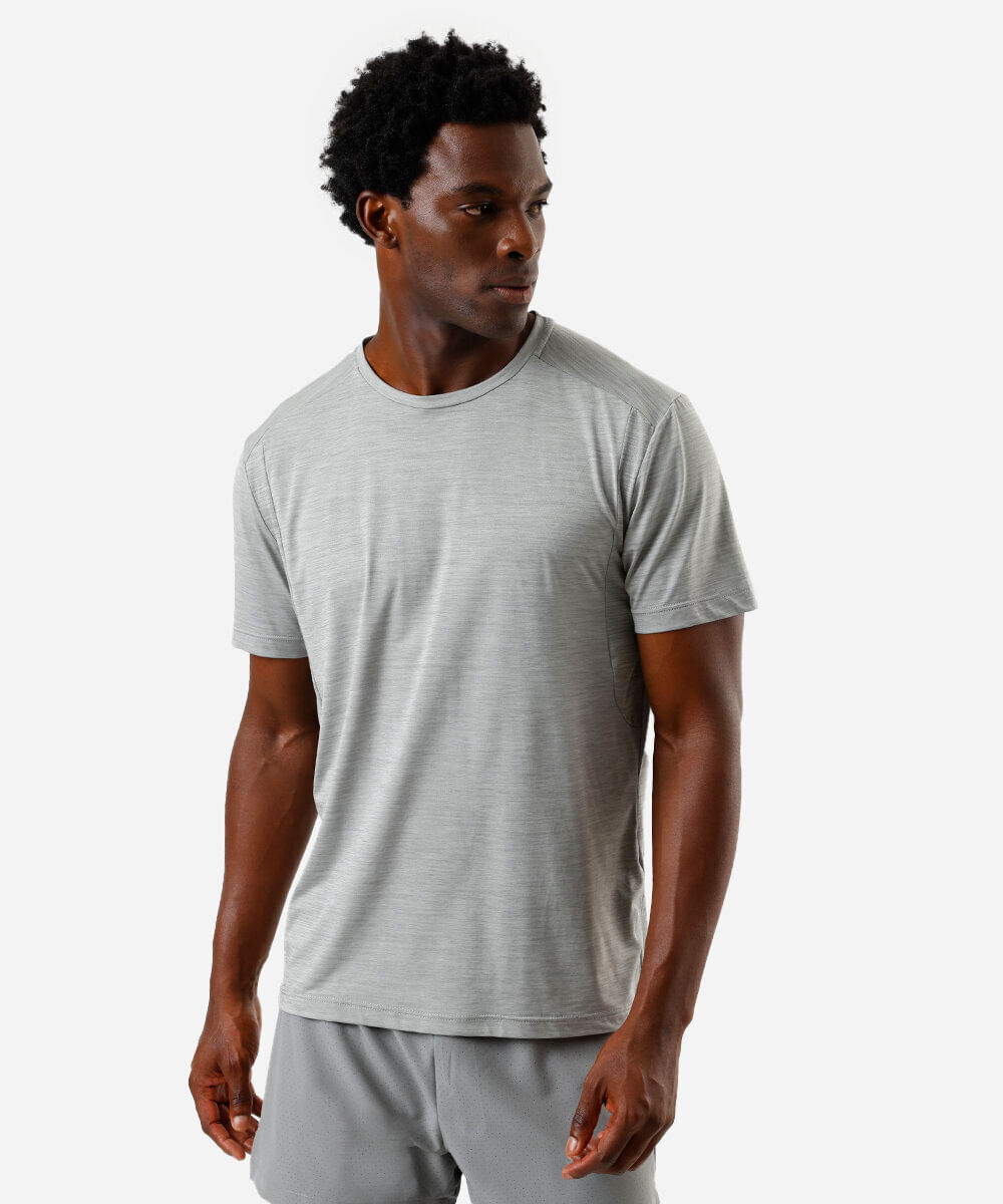 camiseta masculina recortes cinza