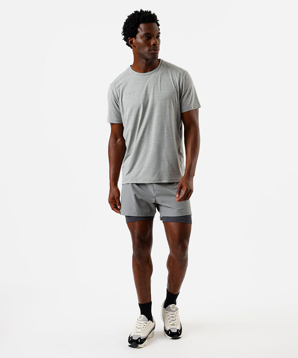 camiseta masculina recortes cinza