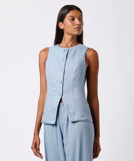 colete feminino com abotoamento frontal e decote canoa mindset azul