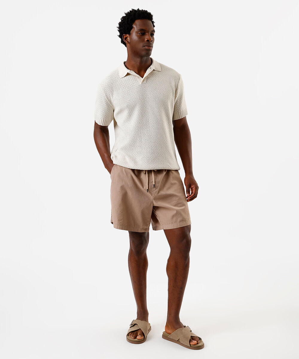polo masculina de tricot com botão bege