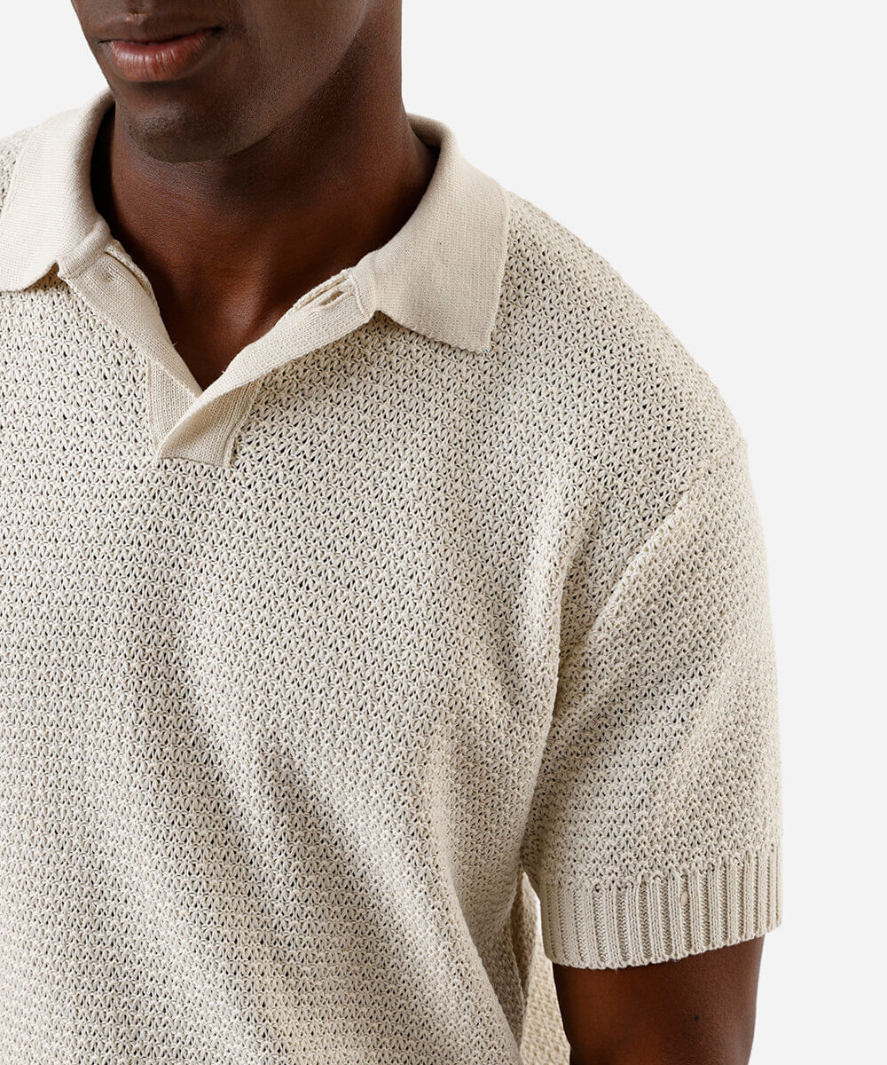 polo masculina de tricot com botão bege