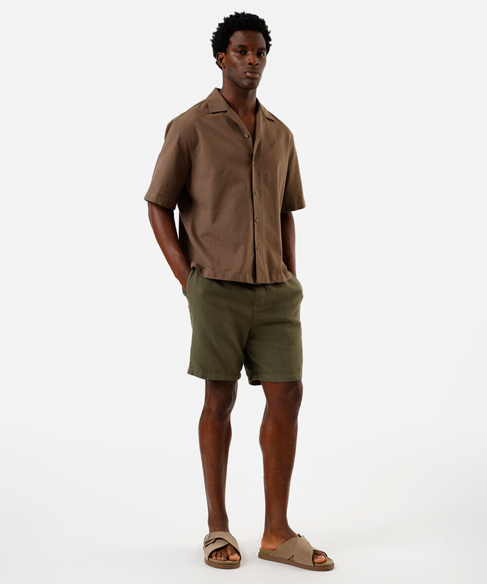 camisa masculina de algodão com mangas curtas marrom